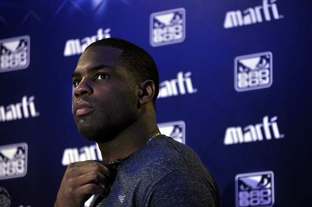 事无疑给了 事无疑给了